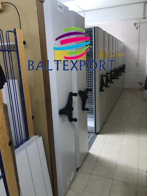 Estantes Rolantes Sistema de estantes móveis compactas metálicas_05