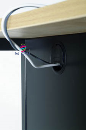 Pormenor da passagem de fios eletricos_Baltexport